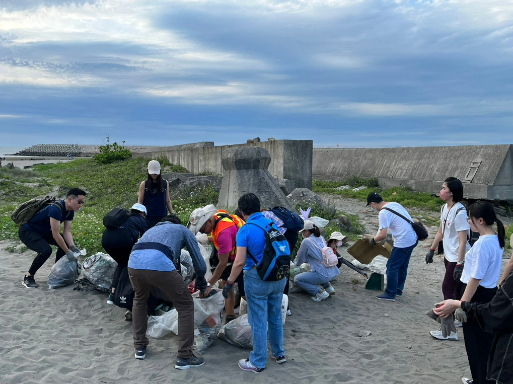 Beach Cleanup Event on May 6 (2)