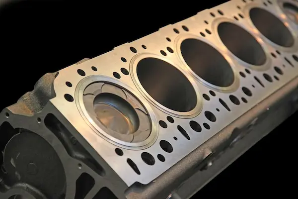 Cylinder Head V12