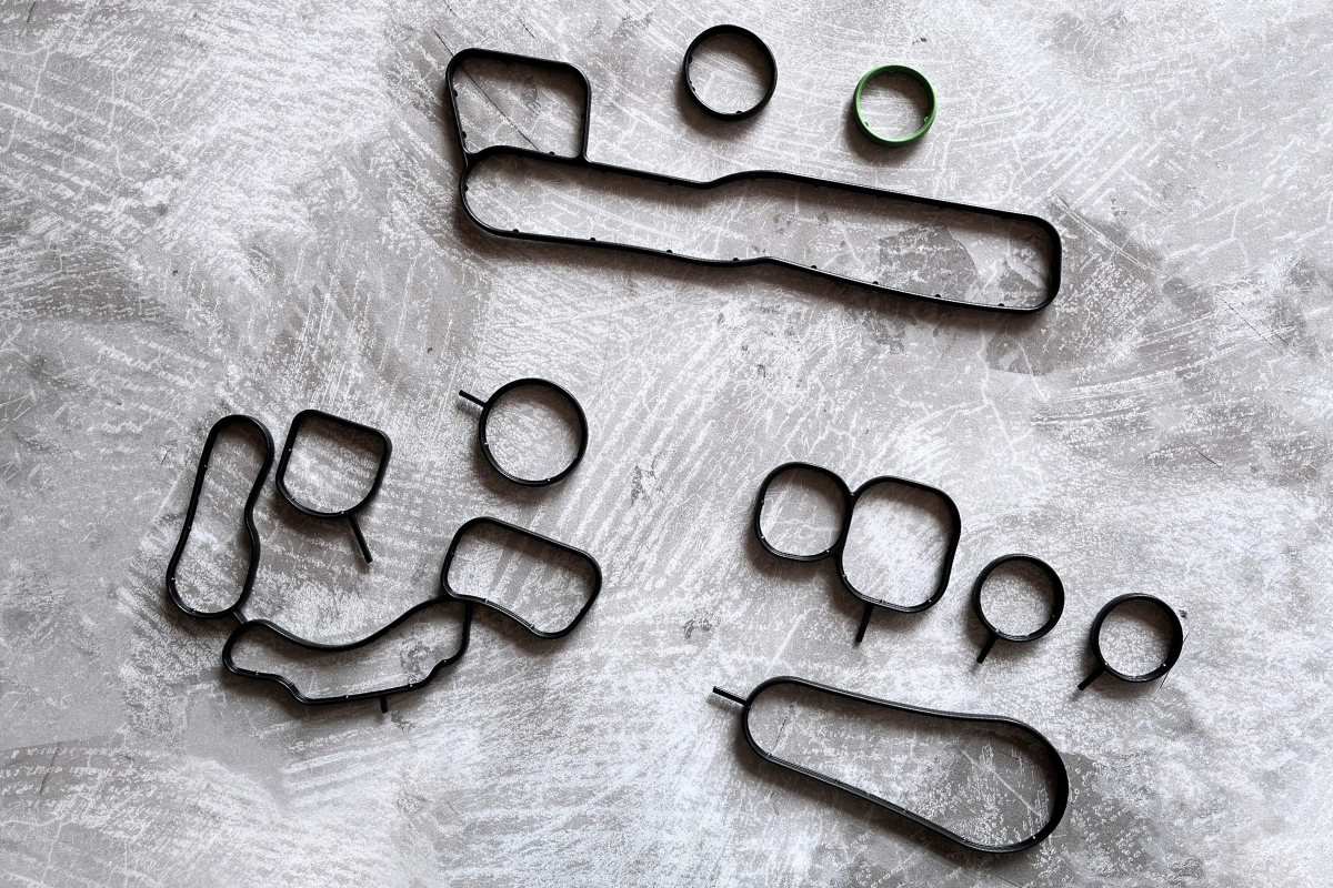 Paccar MX-13 Oil Cooler Gasket Set – May 2025